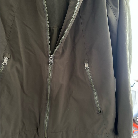 Lulu | Rise and Shine Jacket in Dark Olive - Picture 4 of 9